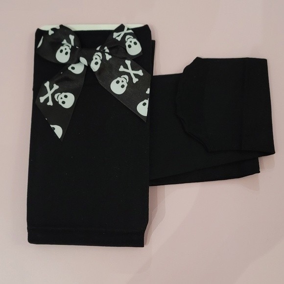 Multi Skulls Black Thigh High - Picture 1 of 1